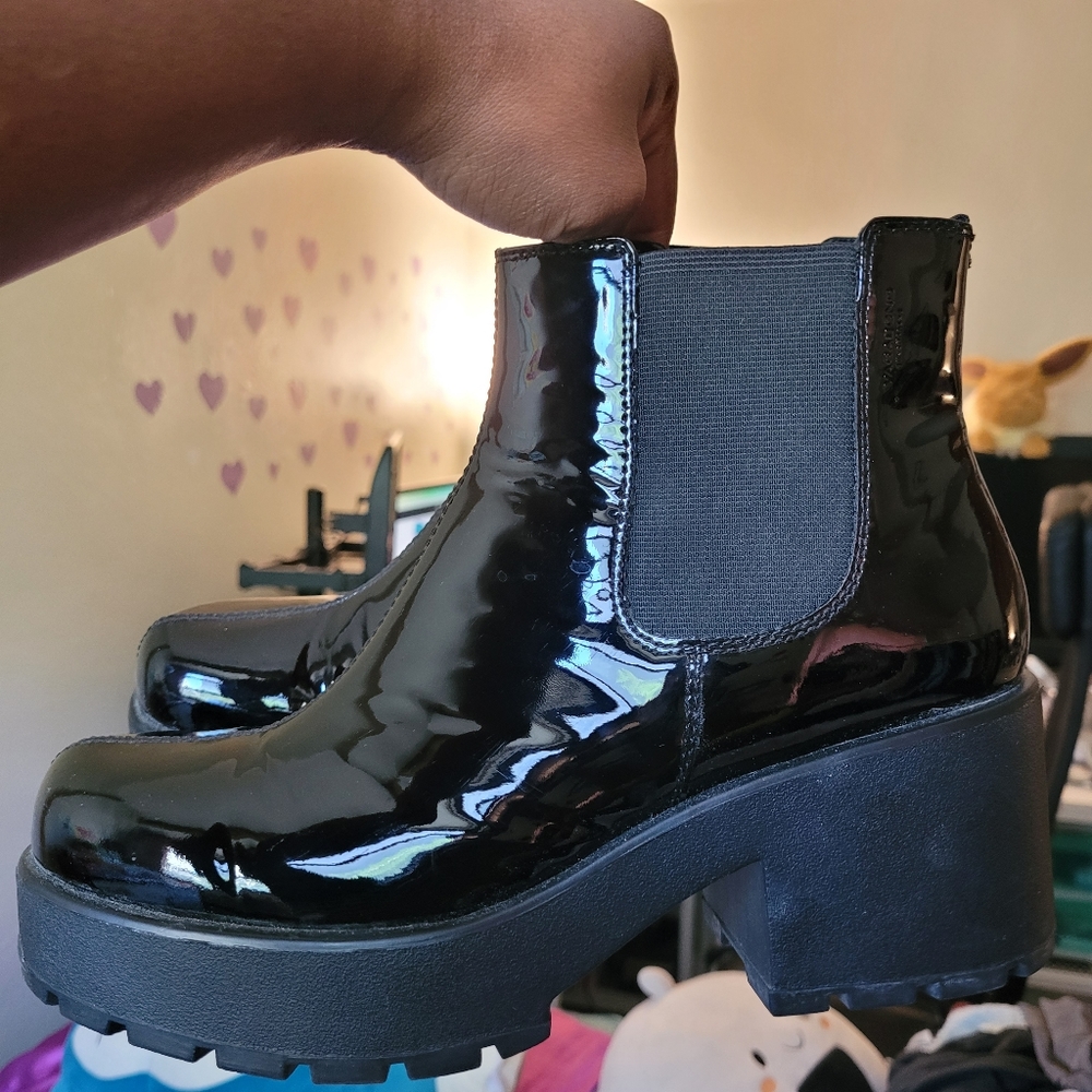 VAGABOND Dioon Patent Leather Chelsea Boot - Picture 3 of 9